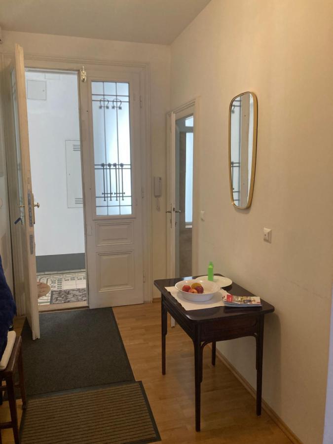 Charmantes Wiener Jugendstilhaus Kostenloses Wlan Esterno foto